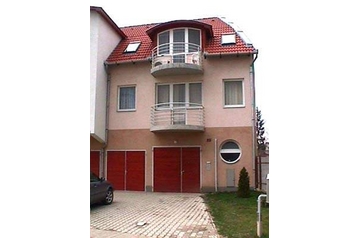 Hungary Privát Hajdúszoboszló, Exterior